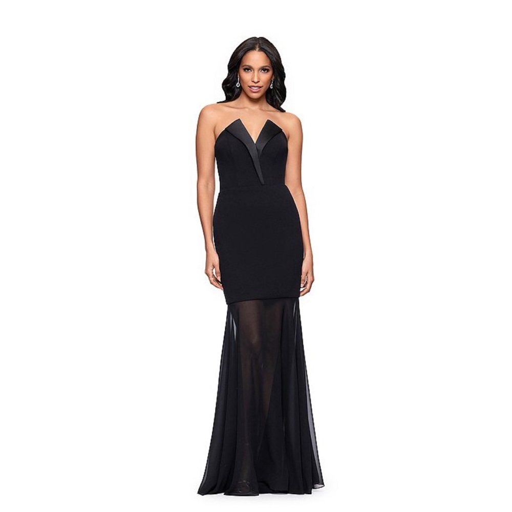 Elegant Black Strapless Evening Gown